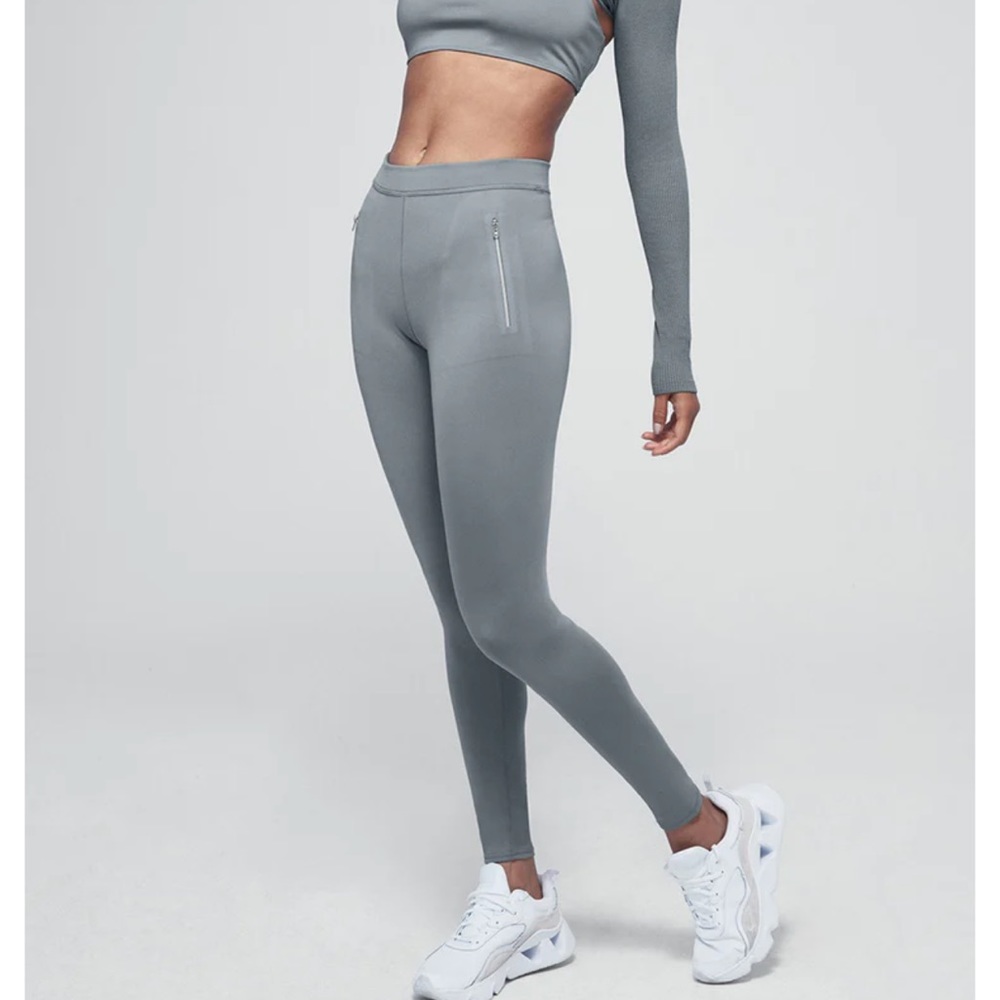 ALO Yoga High-Waist Thrill Seeker Legging- Steel Blue Sz Small SOLD OUT online